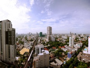 Brand New Condo down payment sale in Bangkok Sukhumvit 26 Size 33 sq.m. 1 bedroom. Unfurnished. 180 m. to Prompong BTS.