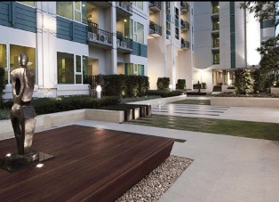 Brand new luxury fully furnished studio size 35 sq.m. Ivy Thonglor condo for sale in Thonglor area. Nice neighborhood. High floor.
