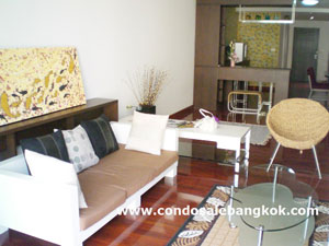 Nice condo for sale Bangkok�Sukhumvit. Urbana�115 sq.m. 2 bedrooms. Close to Asok BTS & MRT
