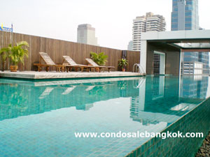 Nice condo for sale Bangkok�Sukhumvit. Urbana�115 sq.m. 2 bedrooms. Close to Asok BTS & MRT