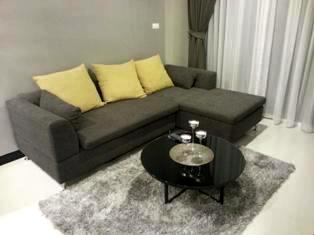 Brand new Condo for sale in Sukhumvit 16 with Lake view. Easy access to BTS & MRT 1 bedroom 40 sq.m. Tastefully furnished.