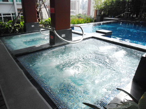 Brandnew condo for sale in Sukhumvit tastefully interior design furnished 1 bedroom. 44 sq.m.Bright & Nice view. Modern style & smart design. Convenient living in Bangkok. (Thai Quota Only)