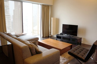 Brand new leased hold condo. Next door to Four seasons hotel 136.5 sq.m. Fully furnished 2 bedrooms. Private Lift.