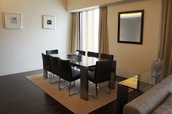 Brand new leased hold condo. Next door to Four seasons hotel 136.5 sq.m. Fully furnished 2 bedrooms. Private Lift.