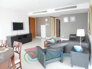 Condo for sale in Sukhumvit 170 sq.m. 3 bedrooms Nice decoration and Bright. Corner unit. Convenient location. Close to BTS.