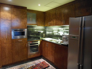Condo for sale in Bangkok Silom area. Very high floor 1 bedroom 94.97 sq.m. Unfurnished. Nice city view. Easy access to BTS & shops.