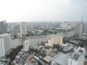 Condo for sale in Silom area River view 68.27 sq.m. Bared shell Studio. Easy access to BTS. High floor & Panoramic spectacular river view.