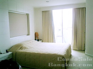 2 bedrooms 140 sq.m. condo for sale in Bangkok Sukhumvit 39 DS Tower 2. Good size and comfortable.