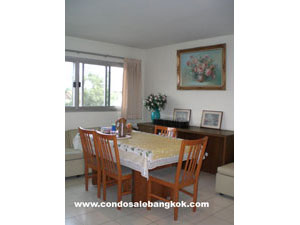 2 bedrooms 107.68 sq.m. condo for sale in Bangkok Yenarkard Soi2. Homy and peaceful.