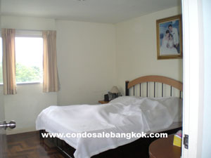 2 bedrooms 107.68 sq.m. condo for sale in Bangkok Yenarkard Soi2. Homy and peaceful.