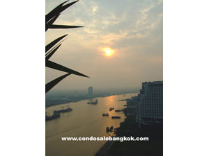 Riverside 2 bedrooms 165 sq.m. condo for sale in Bangkok Rama3. Spetacular view.