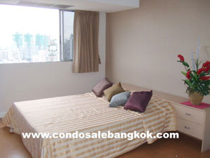 Tasefully condo for sale in Bangkok Sukhumvit near Prompong BTS. 3 bedrooms 146 sq.m.�CHEAP SALE!!!