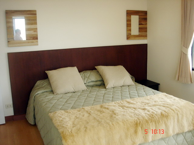 Condo for sale in Bangkok Ekamai 12. 2 bedrooms. Newly renovated