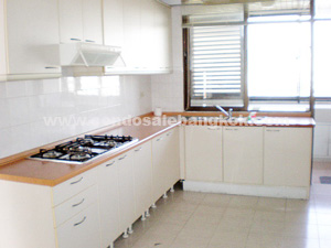 Spacious 250 sq.m. 3 bedrooms in condo for sale in Sukhumvit 31 area. Nice living area. Only 2 units per floor. 