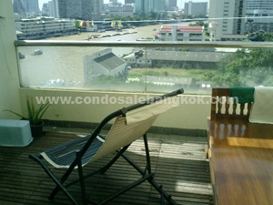 Riverside condo for sale in Bangkok. 96.08 sq.m. 2 bedrooms. Riverview.