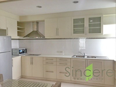 Only 89K/sqm f/f in THONGLOR area Bangkok!!!  GOOD DEAL & BEST PRICE !!! Perfect Spacious 2 bedrooms condo for sale in Thonglor 138 sq.m. condo for sale in Bangkok. Fully furnished. Nice resident area.