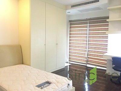 Only 89K/sqm f/f in THONGLOR area Bangkok!!!  GOOD DEAL & BEST PRICE !!! Perfect Spacious 2 bedrooms condo for sale in Thonglor 138 sq.m. condo for sale in Bangkok. Fully furnished. Nice resident area.