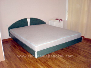 Condo for sale in Bangkok Good price. Nice & peaceful location. 2 bedrooms. Easy to Asok BTS
