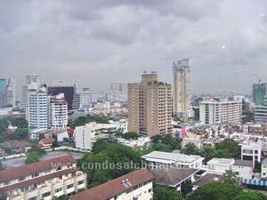 spacious one bedroom 90 sq.m. Nice view