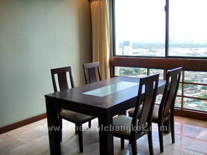 President Park condo for sale 3 bedrooms in Sukhumvit 24. Prompong BTS