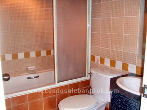 Condo for sale in Bangkok Sathorn-Narathiwas 2 bedrooms