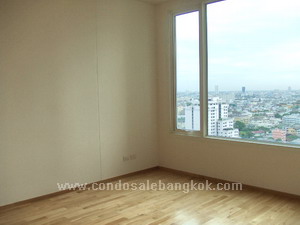 The Empire Place Sathorn condo for sale. Prime Sathorn area 2 bedrooms
