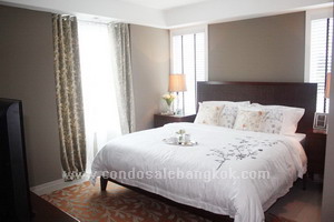 Very luxurious condo for sale in Ruamruedee. Pleonchit BTS. 2 bedrooms