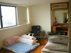 President Park condo for sale in Bangkok Sukhumvit 24. Total 223 sq.m. 3 bedrooms