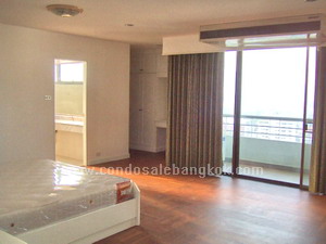 3 bedrooms condo for sale in Sukhumvit 53