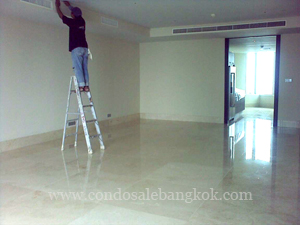 Brand new & Hi-end condo for sale in Sathorn. The Infinity. Located at Chongnonsee BTS. 215 sq.m. 3 bedrooms. Very high floor. 