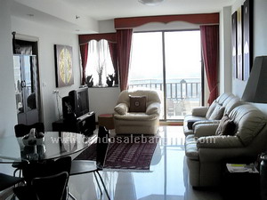 82 sq.m. 2 bedrooms 2 bathrooms condo for sale in Sathorn Bangkok. Good location in Suanplu.