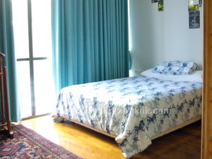 Luxurious and elegant DOMUS condo for sale in Bangkok Sukhumvit 16. Walk to Asok BTS & Sukhumvit MRT. Very nice Private compound. 212 sq.m. 3 bedrooms