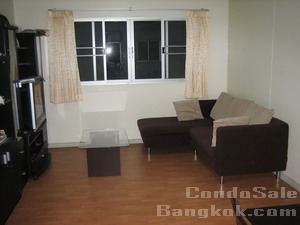 Condo for sale in Sukhumvit 77.  1 bedroom 56 sq.m. only 41Kbaht/sq.m. convenient location.