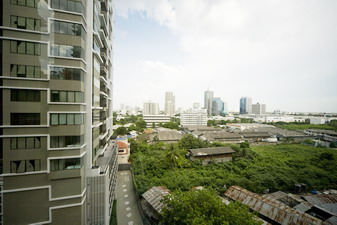 Bared-shell condo for sale in The Emporio condo in Sukhumvit 24. Duplex style 181 sq.m. Design your own style.