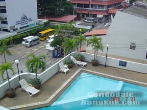 ขายคอนโดในสุขุมวิท 15 ใกล้โรงเรียนนานาชาติ 230 ตร.ม. 3 ห้องนอน ใกล้รถไฟฟ้า