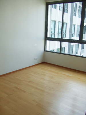 Brandnew unfurnished condo for sale near Ekamai BTS 91.97 sq.m. 2 bedrooms