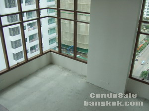 Bared Shell Brandnew condo for sale in Sukhumvit 24 The Emporio Place 145.27 sq.m.