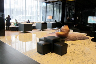 The Quattro Thonglor, 1 bedroom, size: 54.5 sq.m., High floor, facing south for sale.  SALE AT COST and lower than current project price. Ready to visit now!