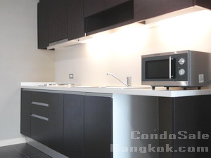 Brand New condo for sale on Sukhumvit 5 9. Fully furnished, high floor, close to Thonglor BTS.