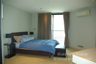 Brand new studio fully furnished 44.33 sq.m. for sale very good location Sukhumvit 59 close to Thonglor BTS