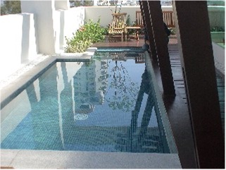 CHEAP & GOOD DEAL Condo for sale with tenant in 49 Plus 2. Fully furnished 81 sq.m. 2 bedrooms 2 bathrooms. Nice residential area. 8% yield of return