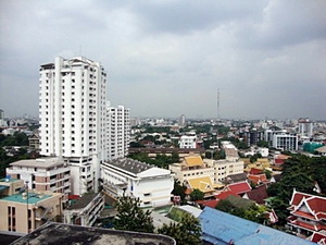 Brand new down payment sale at Noble Reveal. Good deal only 93,500 Baht/sq.m. One bedroom 54 sq.m. Only 200 m. to Ekamai BTS.