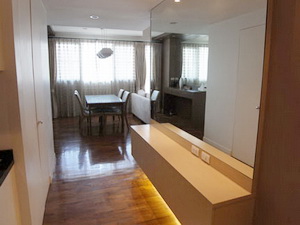 Tastefully furnished condo for sale in Sukhumvit 31 nice residential area. 89 sq.m. 2 bedrooms. Fully furnished. Easy access to Prompong BTS, Emporium, etc.