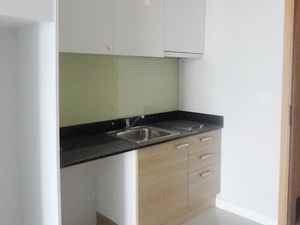 Urgent down payment sale! Very high floor 1 bedroom 47.59 sq.m. Easy access to Nana BTS. Lower than market price.