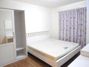 Condo for sale in Sukhumvit 101/1. Fully furnished 1 bedroom. Nice project with full facilites from TCCC developer. Easy access to BTS also Shuttle service to BTS is available.
