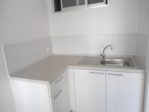 Sale at loss one bedroom condo in Sathorn area. 49 sq.m. 7th floor. Easy access to many places such as central rama3, expressway, 10 minutes to Sukhumvit.
