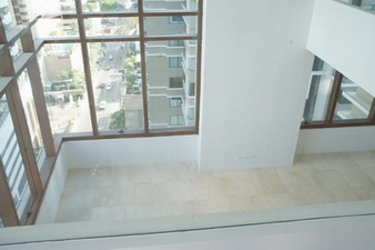 Duplex Newly furnished condo for sale in Bangkok Sukhumvit 24 The Emporio Place Loft style and ceiling height 6 metres. 3 bedrooms 2 baths