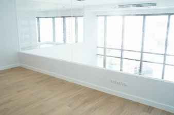 Duplex Newly furnished condo for sale in Bangkok Sukhumvit 24 The Emporio Place Loft style and ceiling height 6 metres. 3 bedrooms 2 baths
