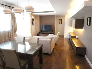 Condo for sale in Bangkok Sukhumvit 31.Tastefully furnished 2 bedrooms 89 sq.m. Comfortable living in Sukhumvit 31.