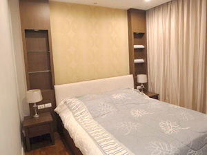 Condo for sale in Bangkok Sukhumvit 31.Tastefully furnished 2 bedrooms 89 sq.m. Comfortable living in Sukhumvit 31.